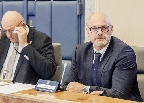 Zasedání vlády. Na snímku ministr školství Robert Plaga (ANO). (12. října 2026)