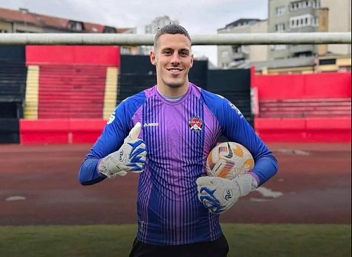 Luka Savič v dresu Loznice, nyní posila Ústí nad Labem.