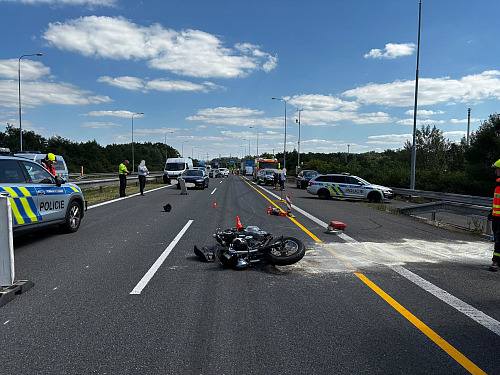 Vážná nehoda motorkáře uzavřela dálnici D1 na 360. kilometru v Ostravě v obou...