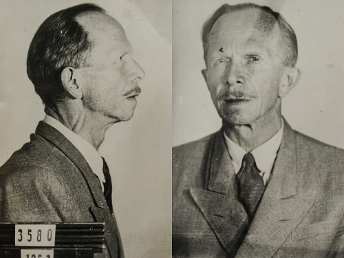 Vladimír Vochoč na policejní fotografii z roku 1953