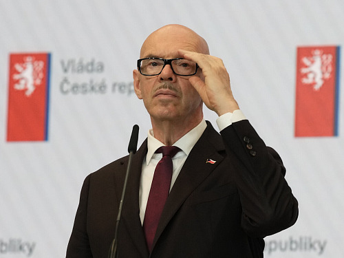 Po jednání vlády, která odsouhlasila zrušení poplatků pro Českou televizi a...