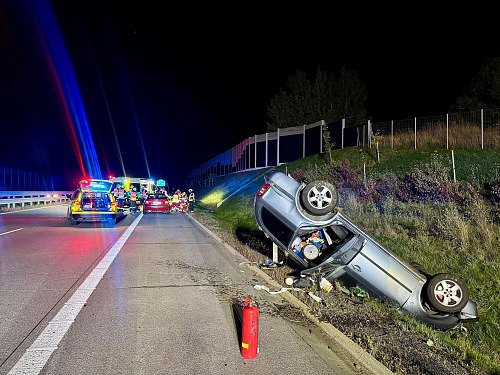 Tragická dopravní nehoda na D48. Jeden z řidičů po převozu do nemocnice zemřel,...