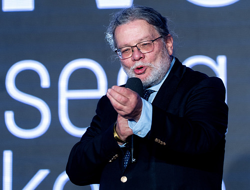 Europoslanec Alexandr Vondra na ideové konferenci ODS v Praze (13. ¨6. 2026)