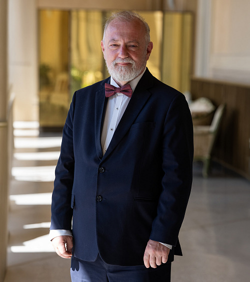 Hynek Kmoníček (27. srpna 2026)