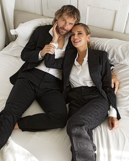 Pavel Nedvěd a Dara Rolins (říjen 2022)