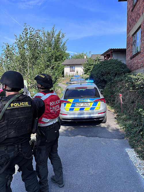 K dramatické situaci došlo v úterý ráno ve Hvozdné na Zlínsku. Policejní...