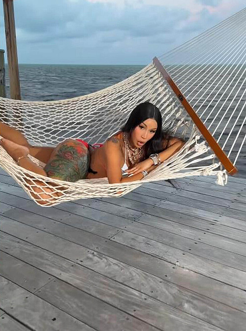Cardi B (červenec 2026)