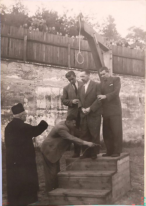 Vedoucí exekutivy oddělení zlínského gestapa Karl Raschka byl popraven 13. září...