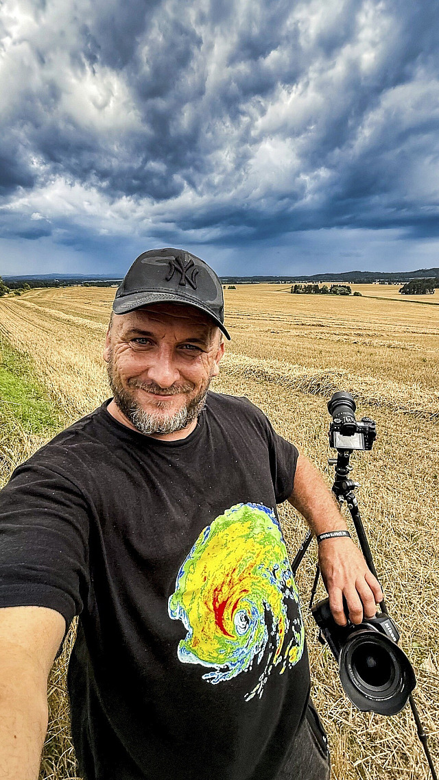 Lovec bouřek a fotograf Josef Vyšata a jeho práce (2.7.2026)