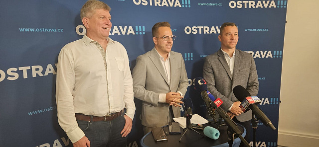 Lukáš Semerák, Richar Vereš a Aleš Boháč na mimořádné tiskové konferenci (18....