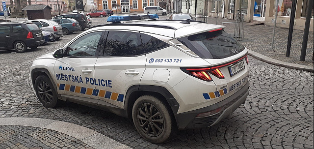 Vozidlo Městské policie Litovel.