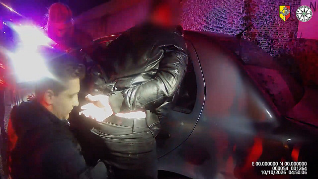 Pražští policisté zadrželi šestadvacetiletého muže, který v ulicích metropole...