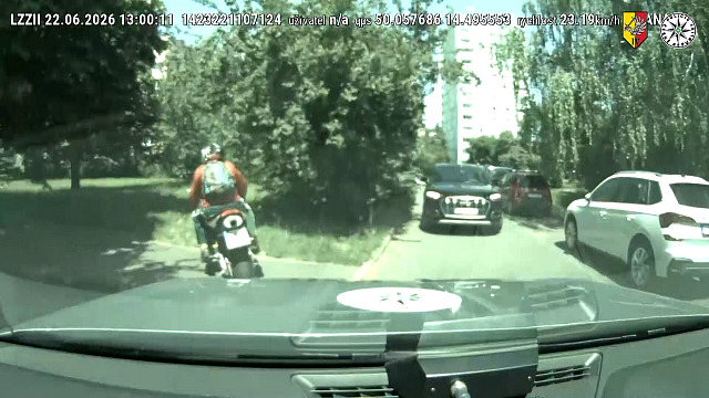 Policie stíhala ujíždějícího zdrogovaného řidiče motocyklu