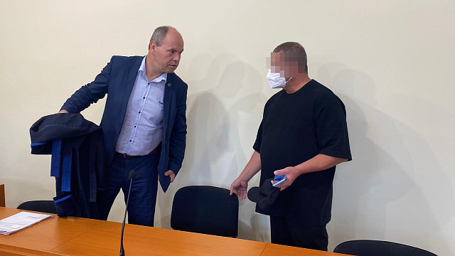Okresní soud v Klatovech nepravomocně potrestal ročním vězením řidiče...