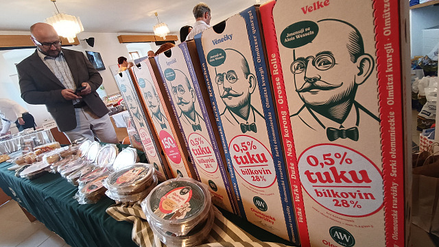 O cenám mléka a dalších problémech při produkci mléčných výrobků zástupci...