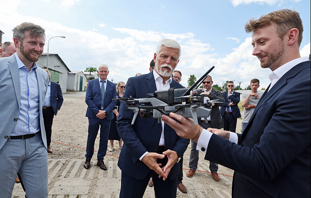 Speciální dronový polygon v Moravských Budějovicích si při své návštěvě Kraje...