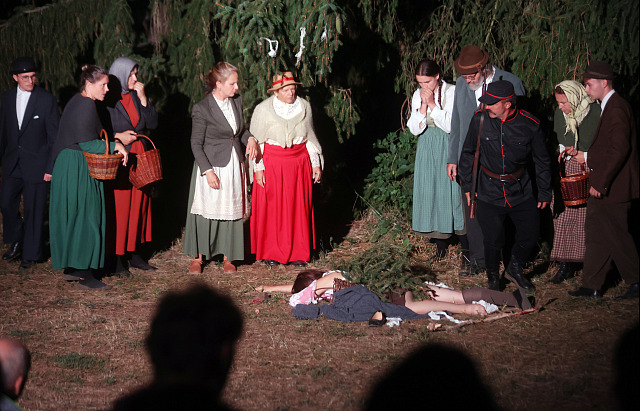 Neobjasněná brutální vražda švadleny Anežky Hrůzové se stala spouštěčem...