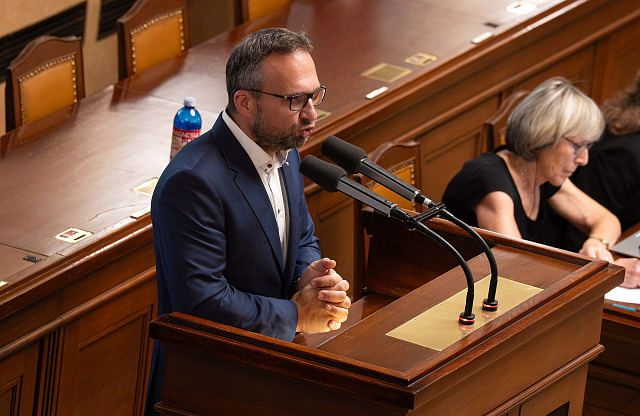 Šéf poslanců lidovců Marian Jurečka ve Sněmovně (14. července 2026)