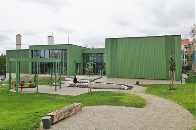 Ve Velkém Meziříčí se po rekonstrukci za 90 milionů korun po roce a půl...