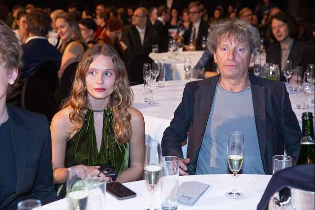Josefína Prachařová a její otec David Prachař (3. února 2024)