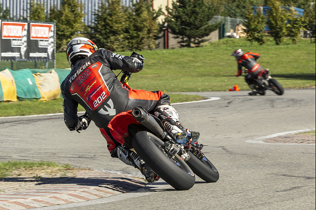 Závody FIM SuperMoto of Nations na autodromu ve Vysokém Mýtě (27. - 28. září...