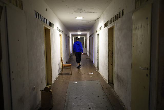V ubytovně v brněnské Jarní ulici donedávna bydlelo asi 50 lidí. Majitel budovy...