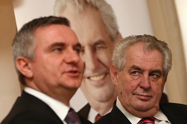 Miloš Zeman a Vratislav Mynář spolupracovali velmi úzce během Zemanova...