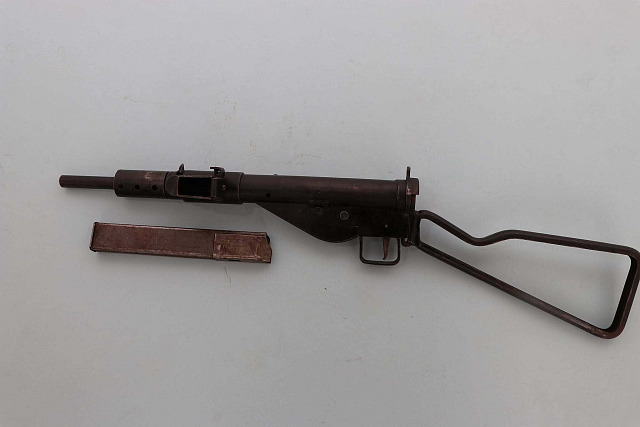 Britský samopal Sten MKII byl jednou ze zbraní Pražského povstání. Tento...