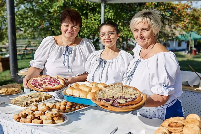 Ke slavnostním příležitostem na Slovácku neodmyslitelně patří sladké vdolky.
