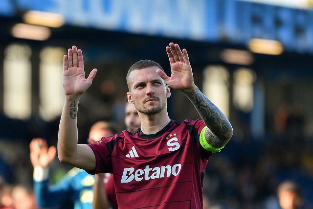 Sparťanský křídelník Lukáš Haraslín slaví gól do sítě Liberce.