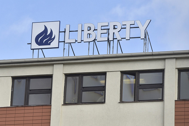 Kdysi Nová huť, Ispat nebo ArcelorMittal, se nyní jmenuje Liberty Ostrava.