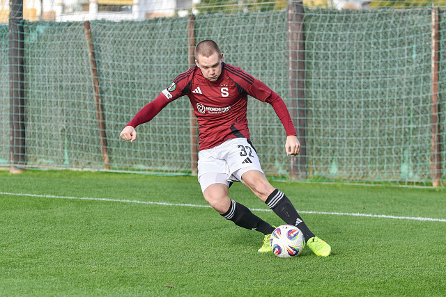 Sebastian Pech v dresu Sparty v přípravném zápase