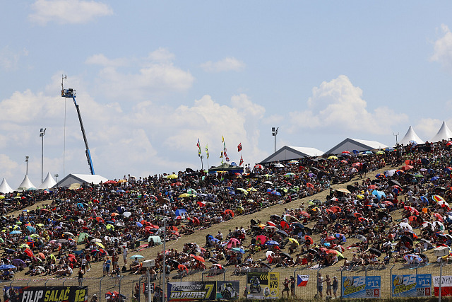 Pořadatelé letošního ročníku brněnské MotoGP hlásí hluboký propad v...