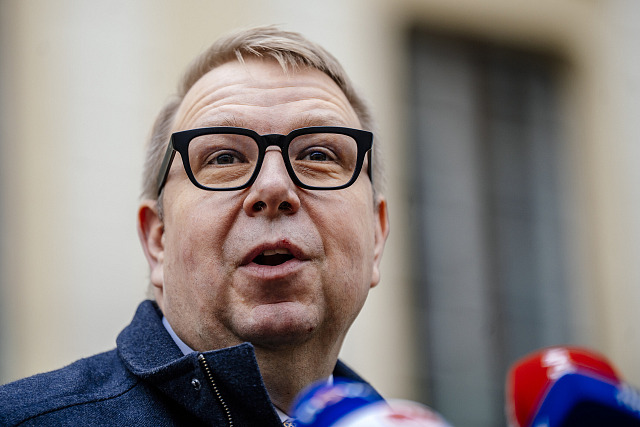 Aleš Juchelka (ANO) odchází po konzultacích s prezidentem Petrem Pavlem. (1....