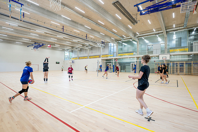 Nová sportovní hala v areálu gymnázia v Nové Pace na Jičínsku.