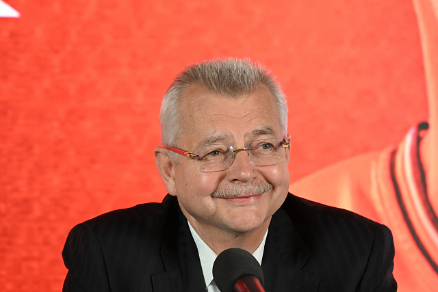 Jaroslav Tvrdík na předsezonní tiskové konferenci pražské Slavie.