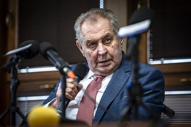 Exprezident Miloš Zeman vystoupil na debatě o národních zájmech, v níž se...
