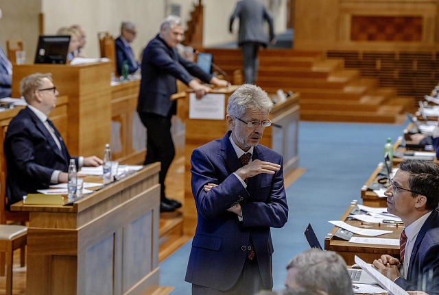 Předseda Senátu Miloš Vystrčil (ODS) na jednání Senátu. (29. července 2026)