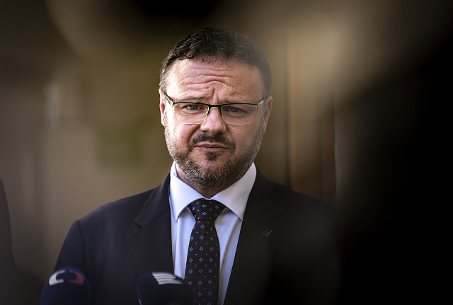 Generální ředitel Českého rozhlasu René Zavoral po setkání s prezidentem Petrem...