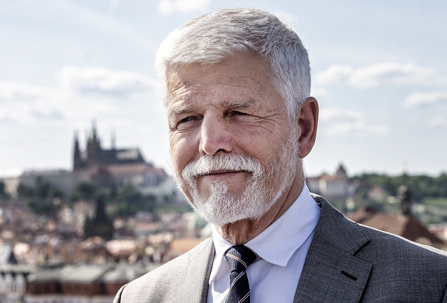 Limitovanou sérii pamětních známek s podobiznou Dany Drábové v pondělí pokřtili...