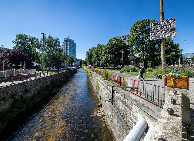 Stavba za zhruba 64 milionů korun včetně daně promění prostranství u řeky v...