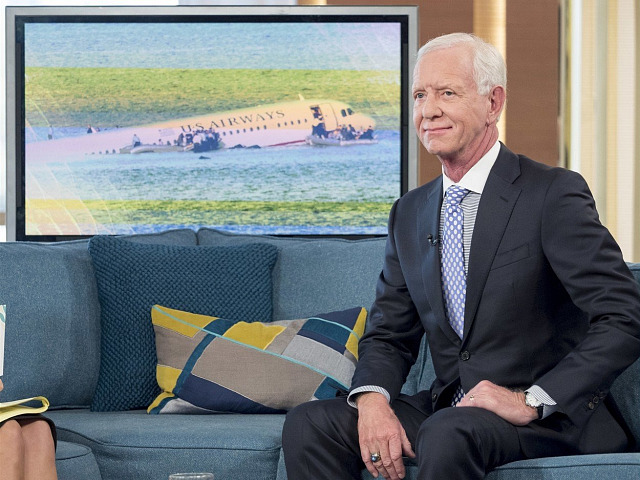 Chesley Sullenberger hovoří o svém přistání na řece Hudson.