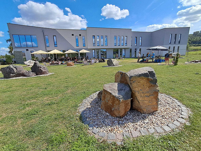 Do dvorské Galerie minerálů míří 20 tisíc návštěvníků ročně, majitel ji...