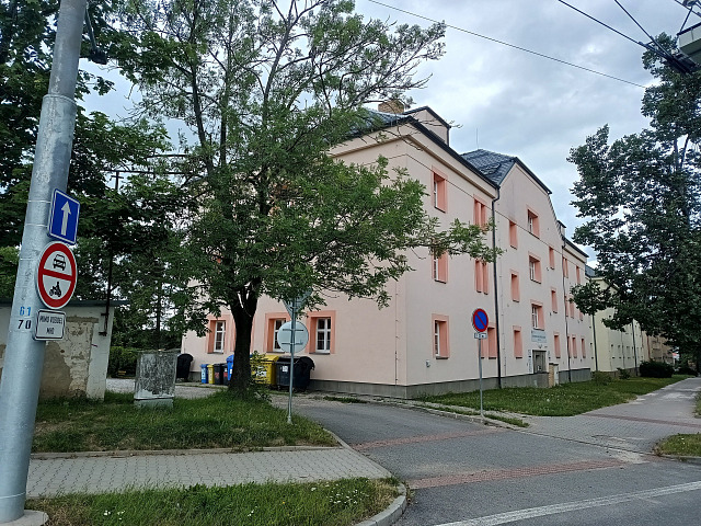 V tomto azylovém domě v Jihlavě zemřelo dvouleté dítě. Cizí zavinění policie...
