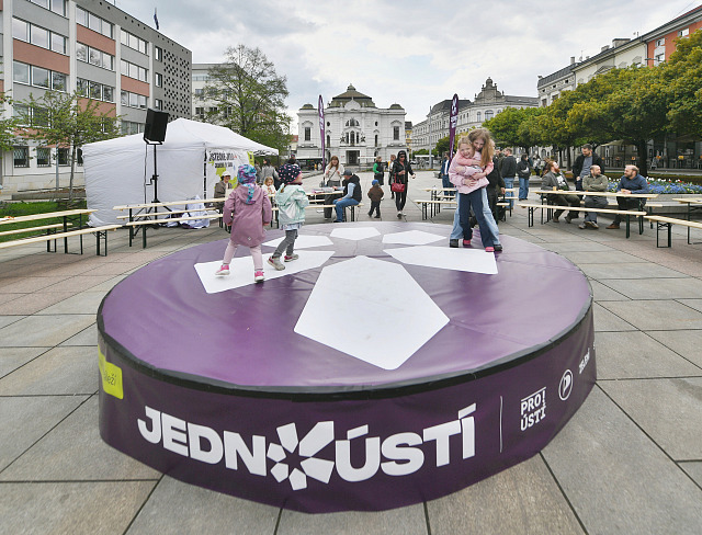 Koalice Jedno Ústí, kterou tvoří sedm subjektů, zahájila kampaň před podzimními...