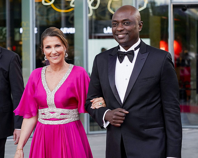 Norská princezna Martha Louise a americký šaman Durek Verrett