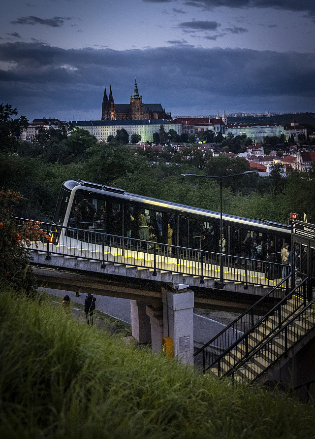 První jízda nové lanové dráhy na pražském Petříně. (21. září 2026)