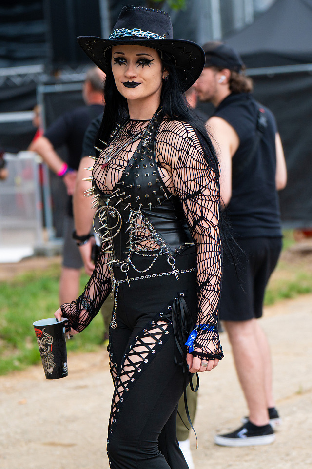 Ve Vizovicích odstartoval další ročník festivalu Masters of Rock. (16 červenec...